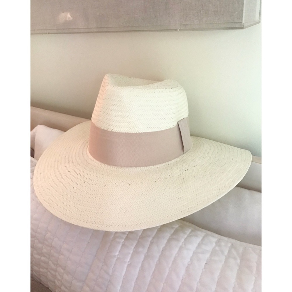 Brand New Show Me Your Mumu Rosetta Hat